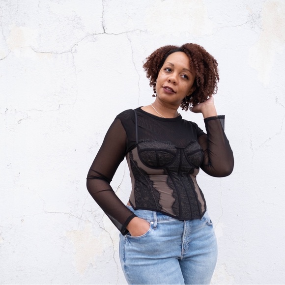 Meet your Posher, Erica - Picture 1 of 1